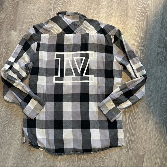 LF First of a Kind Plaid Button Down - Picture 4 of 7